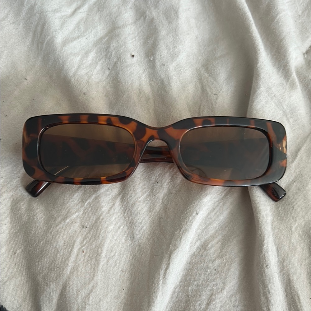 SHEIN Tortoiseshell Rectangular Sunglasses